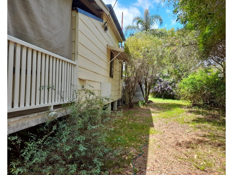 13 Coulson Street, Blackbutt QLD 4306