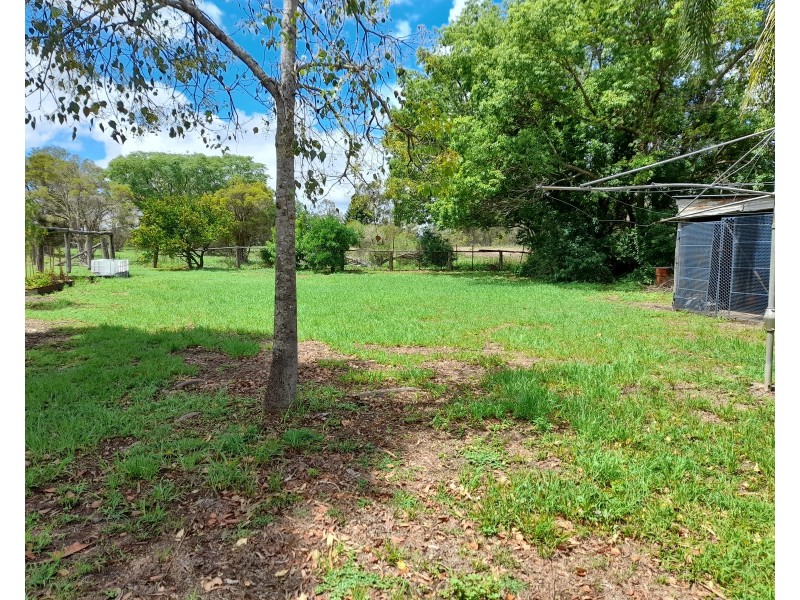 13 Coulson Street, Blackbutt QLD 4306