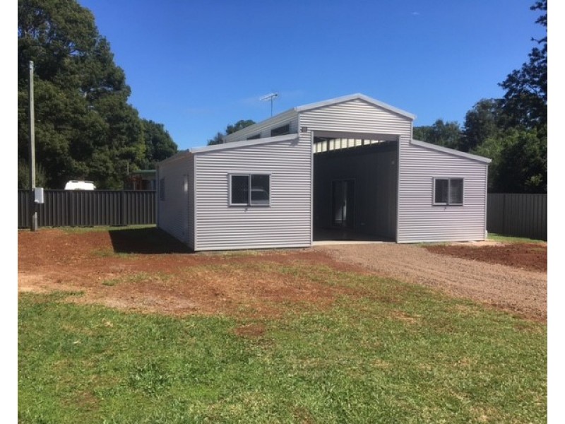 96 Hart Street, Blackbutt QLD 4306