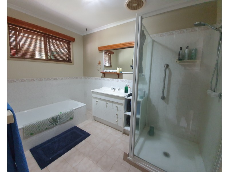 74 Greenhills Drive, Blackbutt QLD 4306