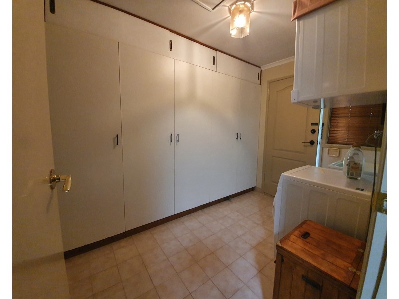 74 Greenhills Drive, Blackbutt QLD 4306