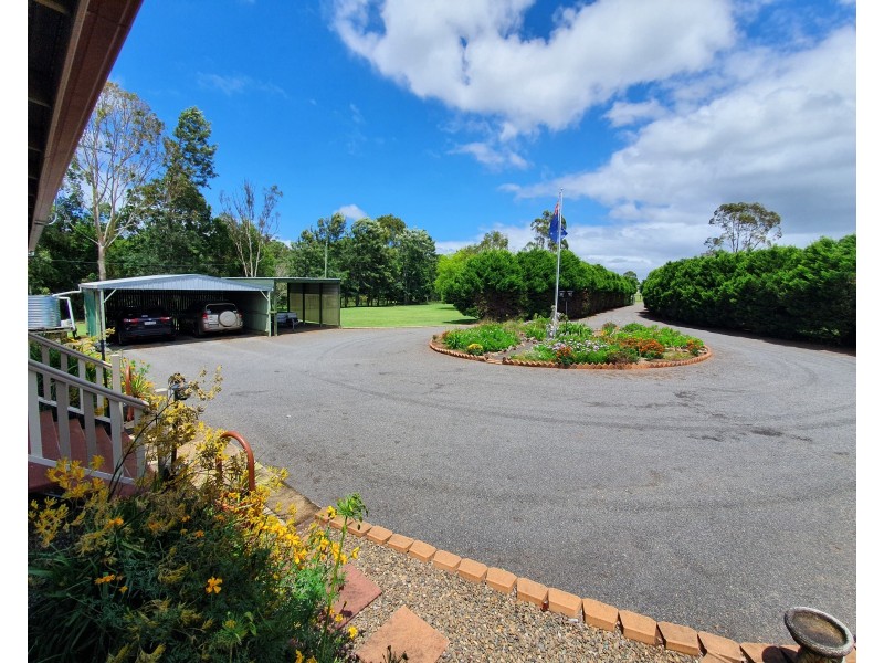 74 Greenhills Drive, Blackbutt QLD 4306