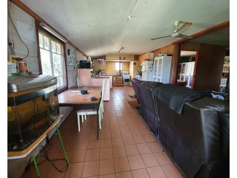 55 Eadie Road, Blackbutt QLD 4306