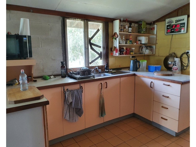 55 Eadie Road, Blackbutt QLD 4306