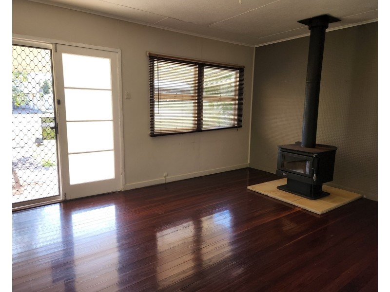 29 Fern Street, Blackbutt QLD 4306