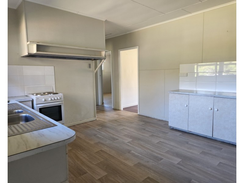 29 Fern Street, Blackbutt QLD 4306