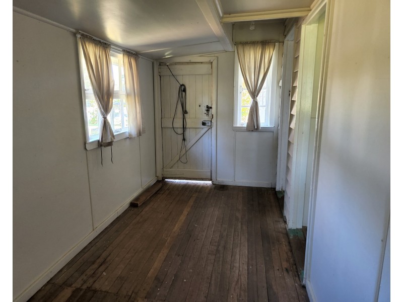 29 Fern Street, Blackbutt QLD 4306