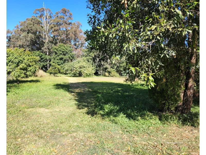 50 Fern Street, Blackbutt QLD 4306