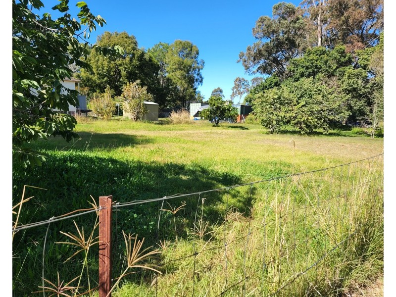 50 Fern Street, Blackbutt QLD 4306