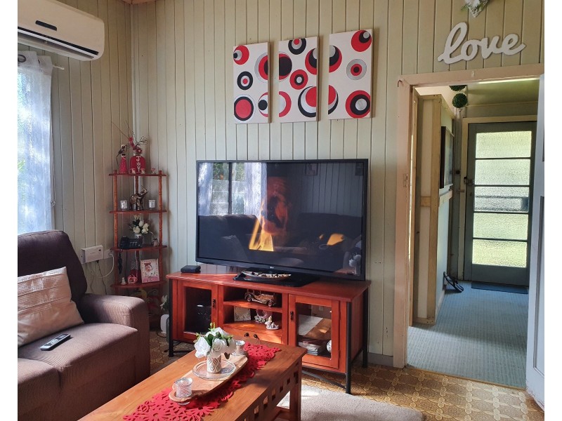 13 SCOTT STREET, Benarkin QLD 4306