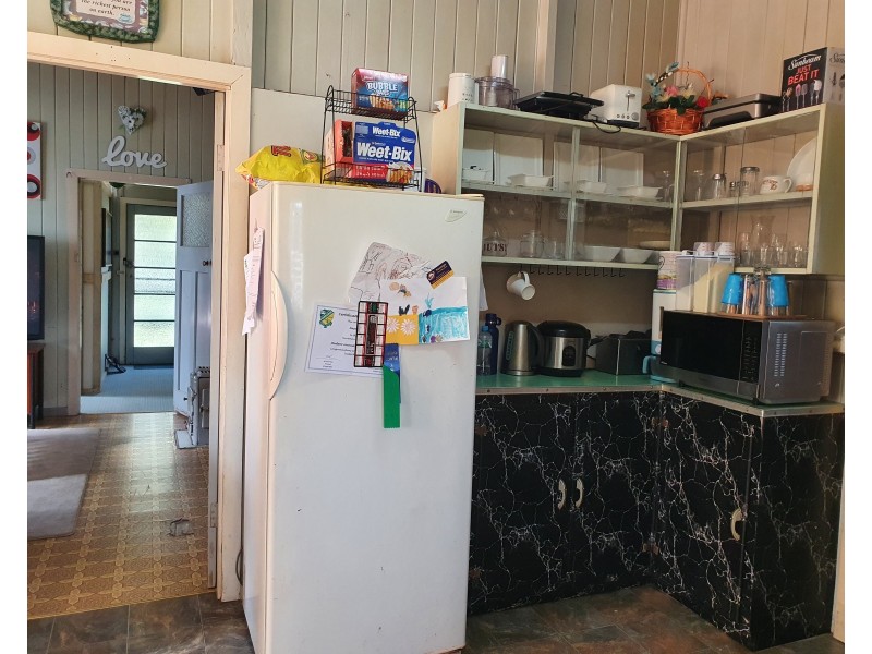 13 SCOTT STREET, Benarkin QLD 4306