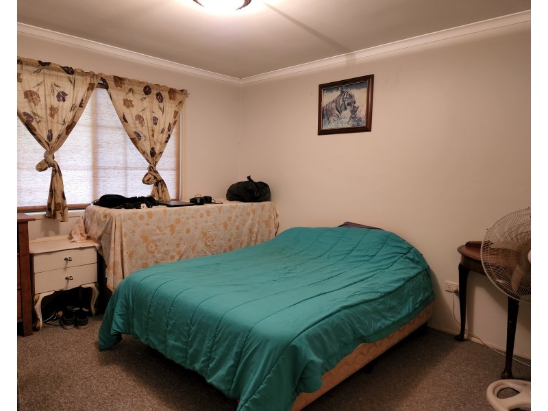 10 JOHN STREET, Blackbutt QLD 4306