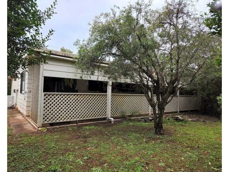 10 JOHN STREET, Blackbutt QLD 4306