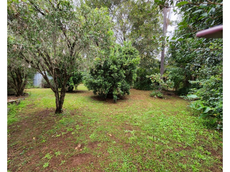 10 JOHN STREET, Blackbutt QLD 4306