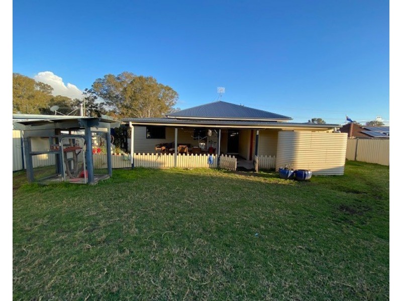 49 Barr Smith Street, Yarraman QLD 4614