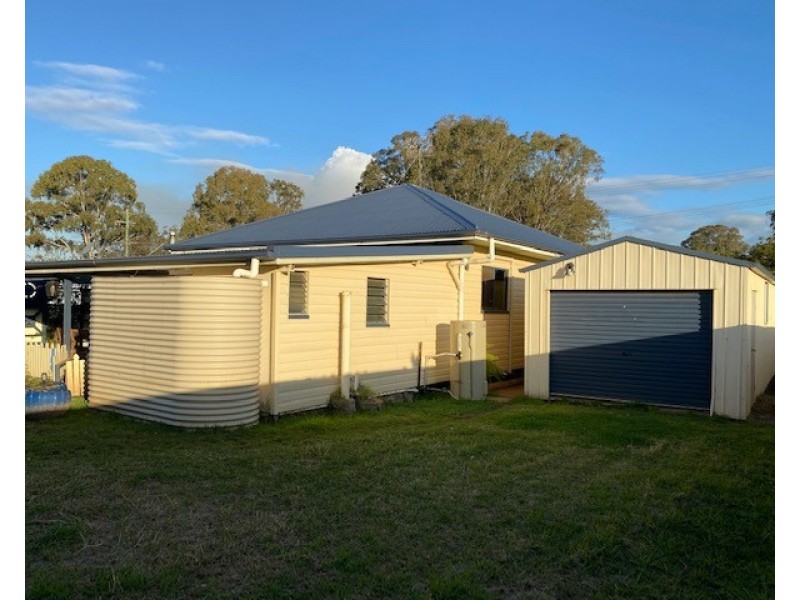 49 Barr Smith Street, Yarraman QLD 4614