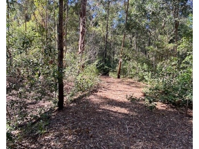 41 Simpson Road, Benarkin QLD 4306