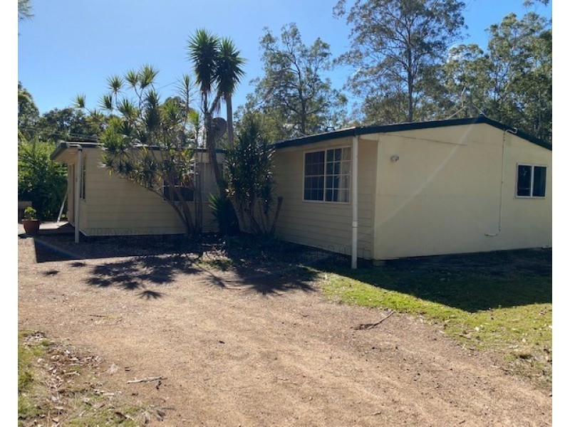 41 Simpson Road, Benarkin QLD 4306