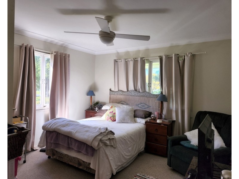 9 Coulson Street, Blackbutt QLD 4306