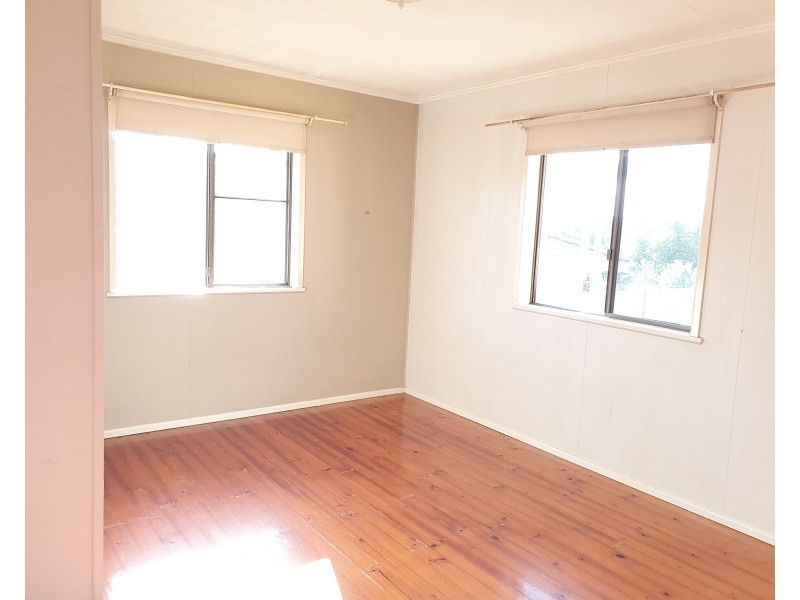 28 Douglas Street, Blackbutt QLD 4306