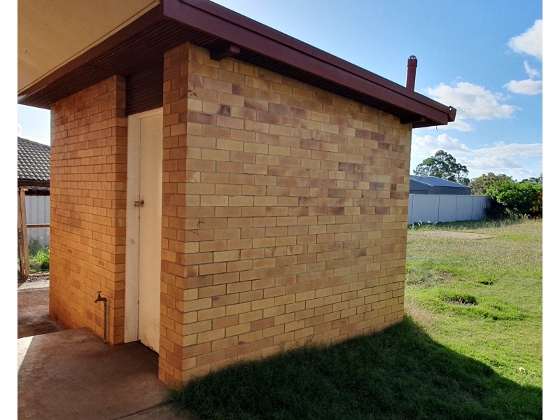 28 Douglas Street, Blackbutt QLD 4306