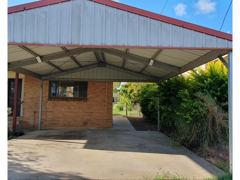 28 Douglas Street, Blackbutt QLD 4306