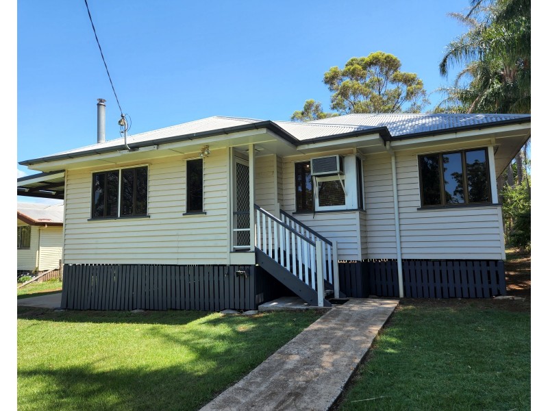 32 George Street, Blackbutt QLD 4306