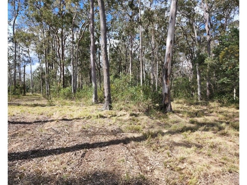 26 Franks Road, Blackbutt QLD 4306