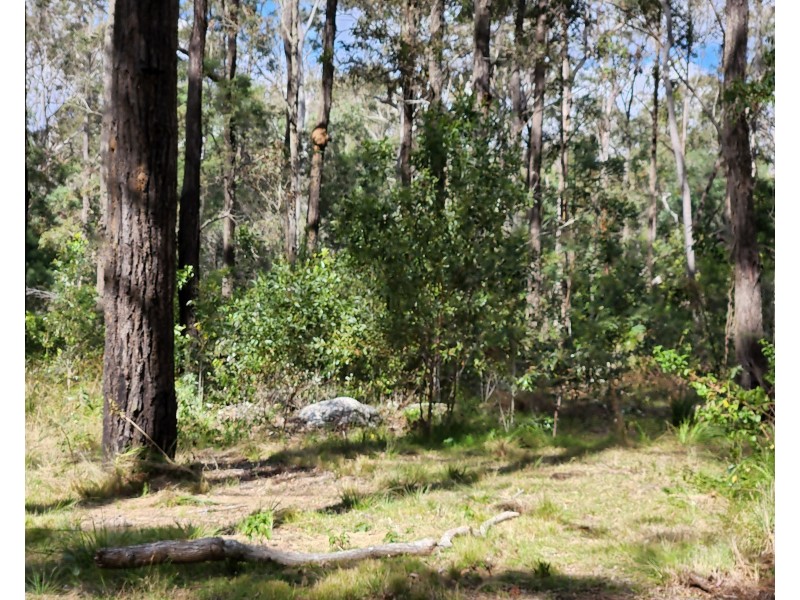 26 Franks Road, Blackbutt QLD 4306