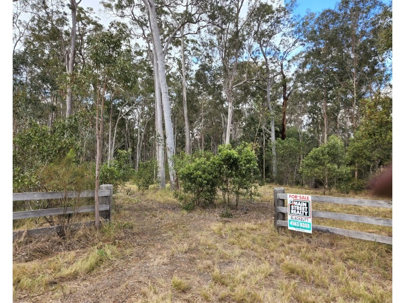 26 Franks Road, Blackbutt QLD 4306
