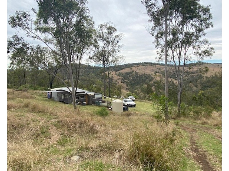 28 Stretton Drive, Blackbutt QLD 4306