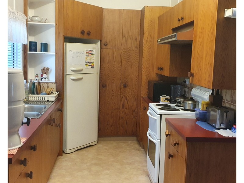 21 Fern Street, Blackbutt QLD 4306