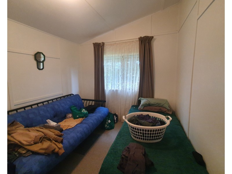 21 Fern Street, Blackbutt QLD 4306