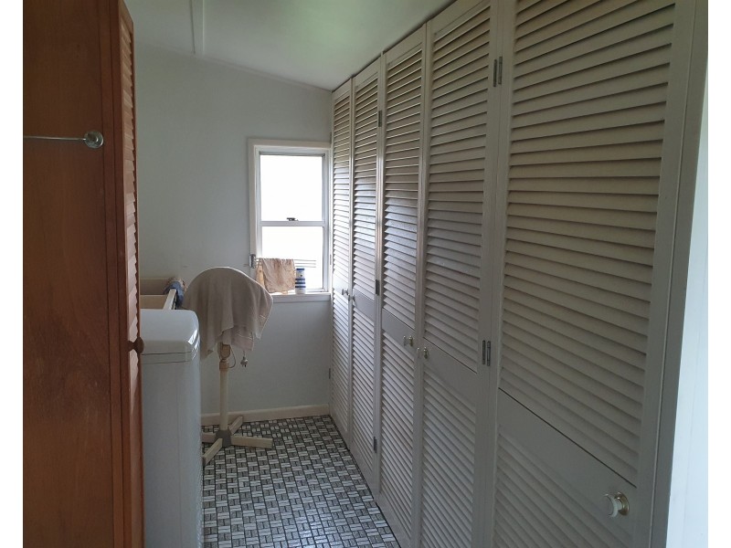 21 Fern Street, Blackbutt QLD 4306