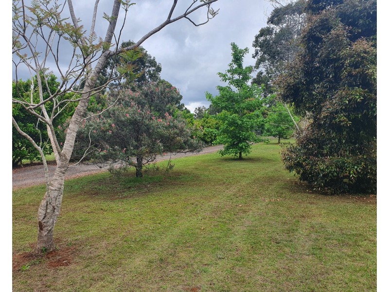 13 Griffin Road, Blackbutt QLD 4306