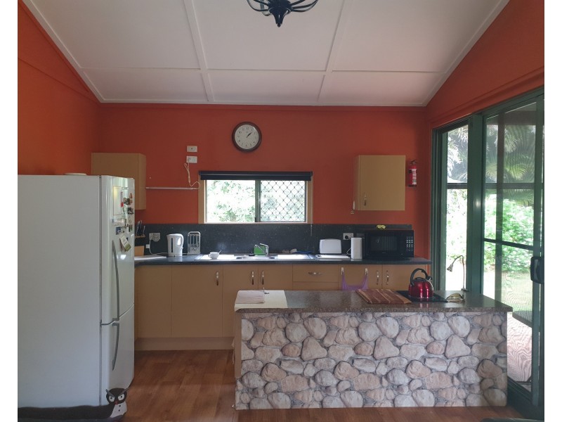 13 Griffin Road, Blackbutt QLD 4306