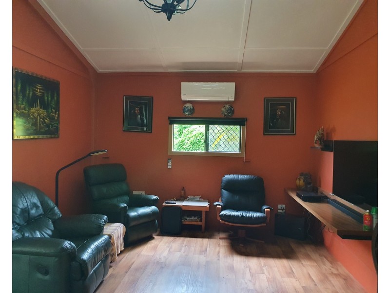 13 Griffin Road, Blackbutt QLD 4306
