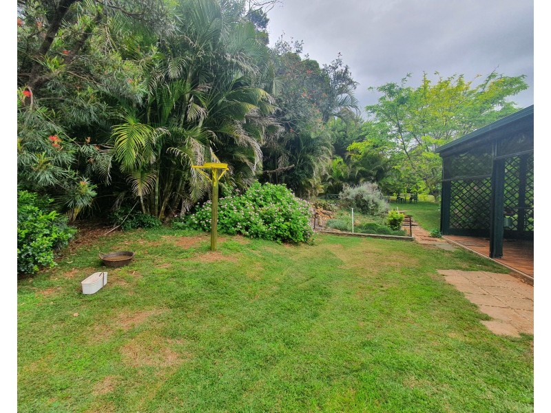 13 Griffin Road, Blackbutt QLD 4306