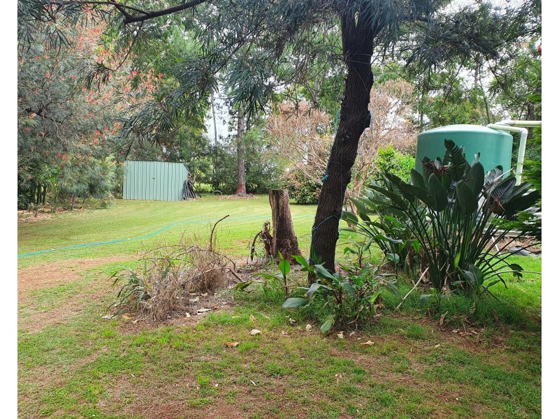 13 Griffin Road, Blackbutt QLD 4306