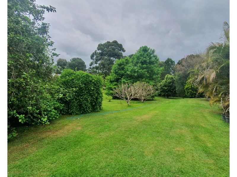 13 Griffin Road, Blackbutt QLD 4306
