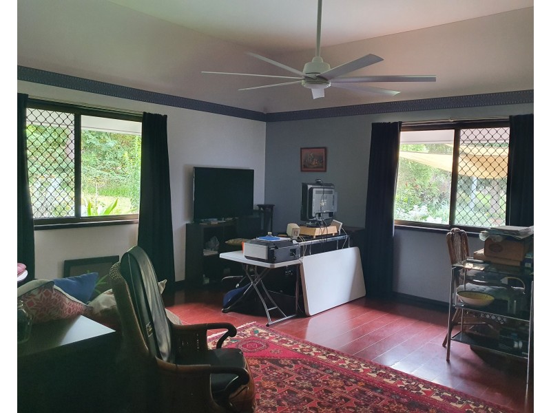 111 Bowman Road, Blackbutt QLD 4306