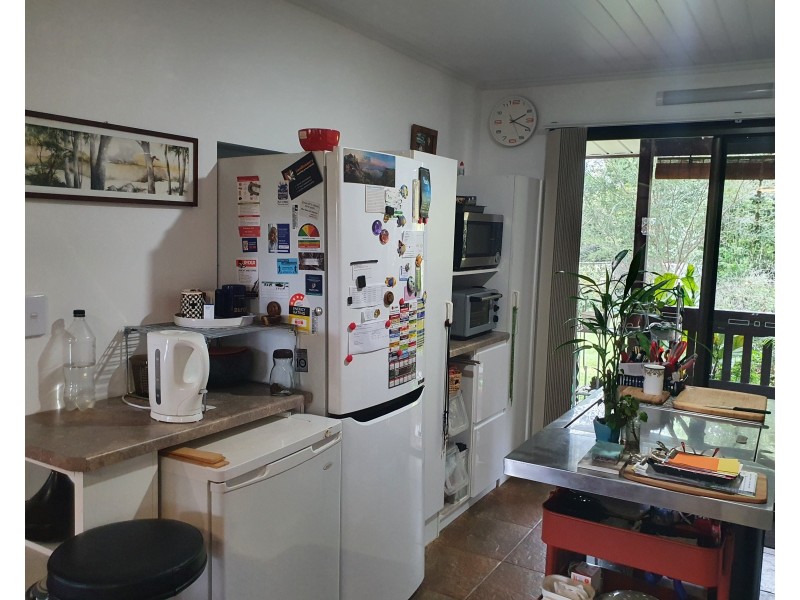 111 Bowman Road, Blackbutt QLD 4306