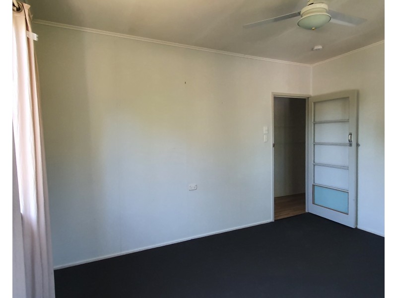 6 Douglas Street, Blackbutt QLD 4306