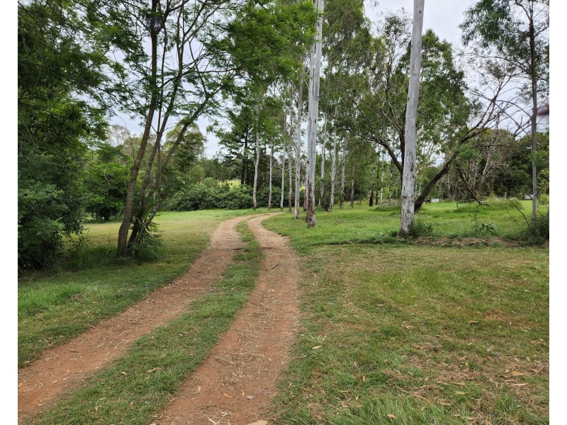 94 HARDGRAVE ROAD, Benarkin North QLD 4306