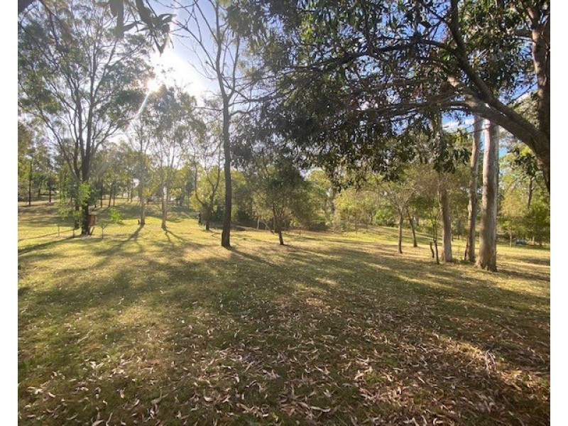 1226 Old Esk Road, Blackbutt QLD 4306