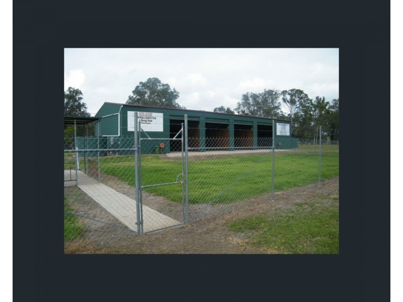 111 New England Highway, Yarraman QLD 4614