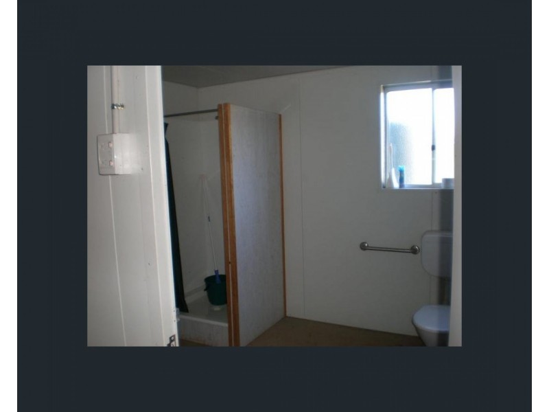 111 New England Highway, Yarraman QLD 4614