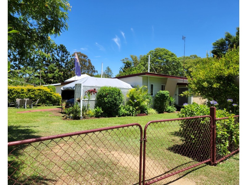 34 John Street, Blackbutt QLD 4306