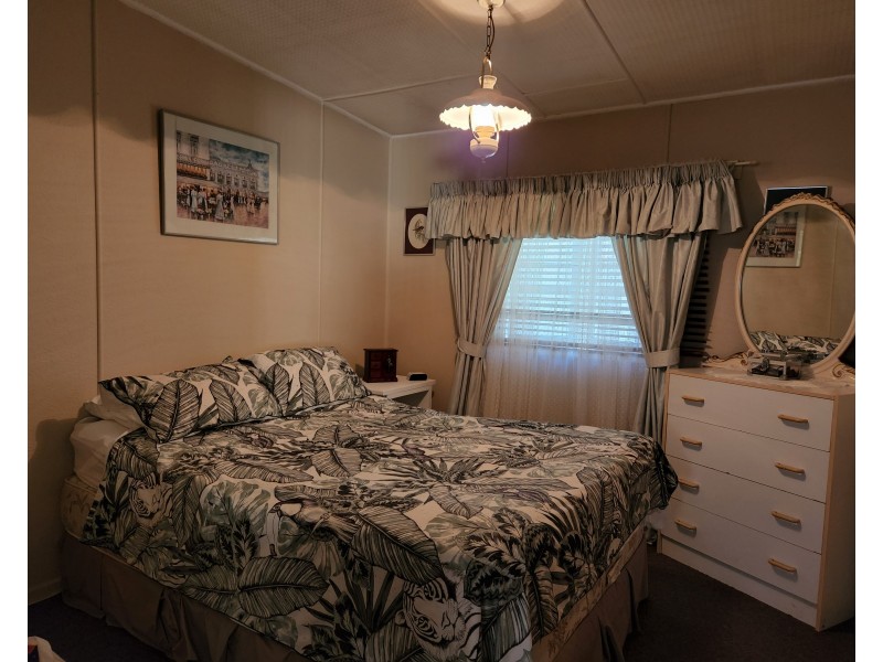 34 John Street, Blackbutt QLD 4306