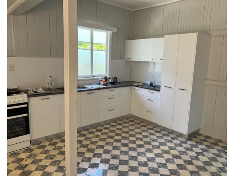 35 Margaret Street, Yarraman QLD 4614